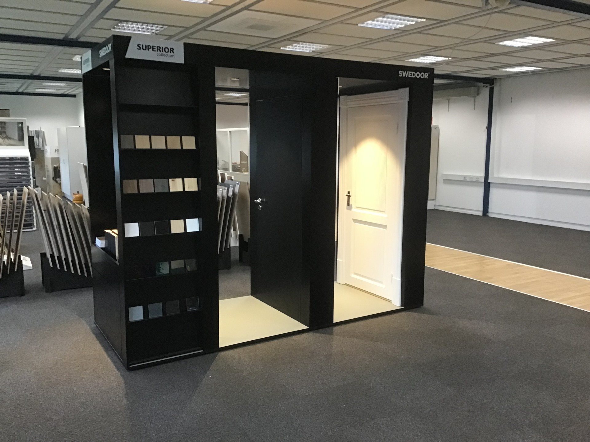DAVIDSEN AALBORG <br> Mineralvej 10-16 <br> 9220 Aalborg Ø<br>  TLF: 74 12 81 00