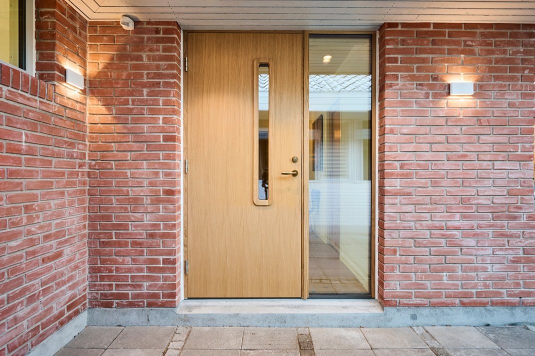 Egetræ som rød tråd i gennemgribende og autentisk renovering